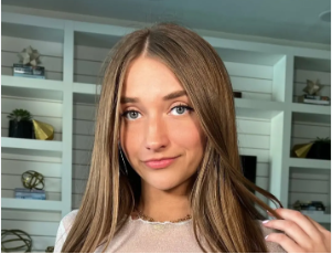 Skylar Mae bio/wiki,Age,Net Worth,Parents,Boyfriend,Career,Ethnicity